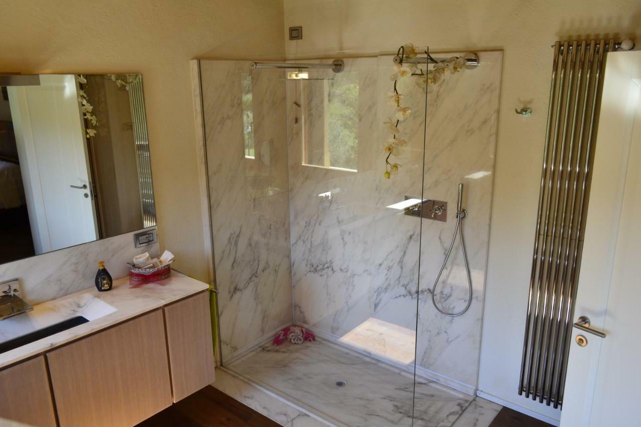 مبيت وإفطار لونيغو Casale La Rocchetta المظهر الخارجي الصورة