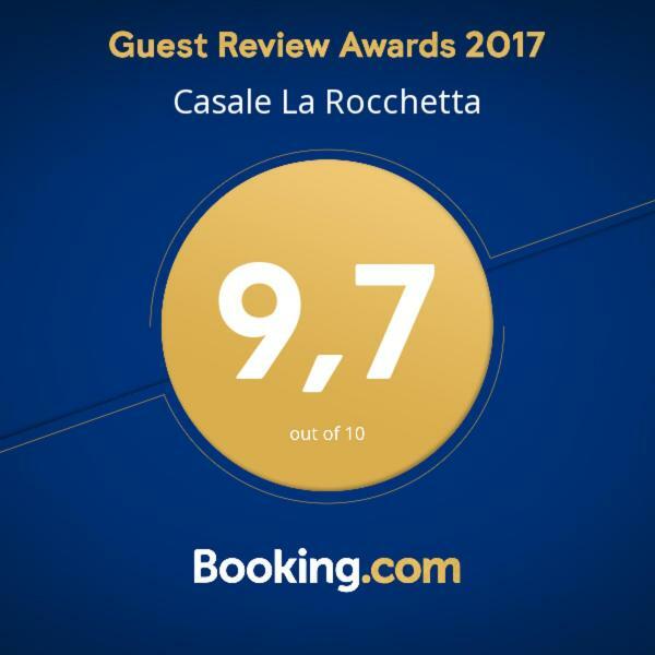 مبيت وإفطار لونيغو Casale La Rocchetta المظهر الخارجي الصورة